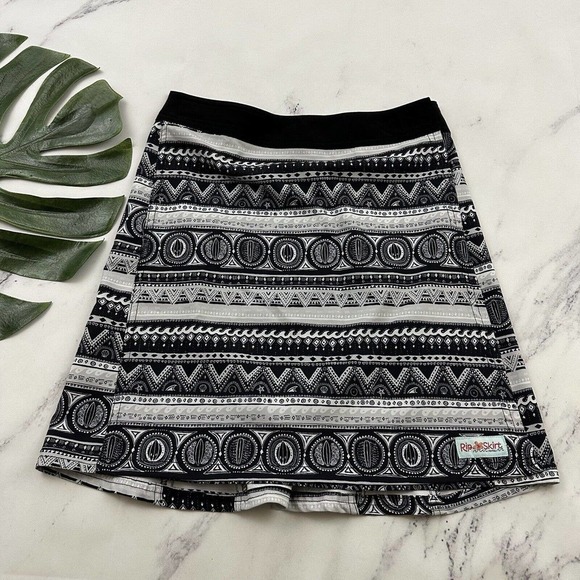 Rip Skirt Womens Wrap Size XS Black Gray Tropical Surfboard Stripe Print Short - Picture 1 of 9